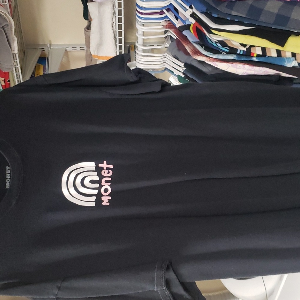 Black shirt
